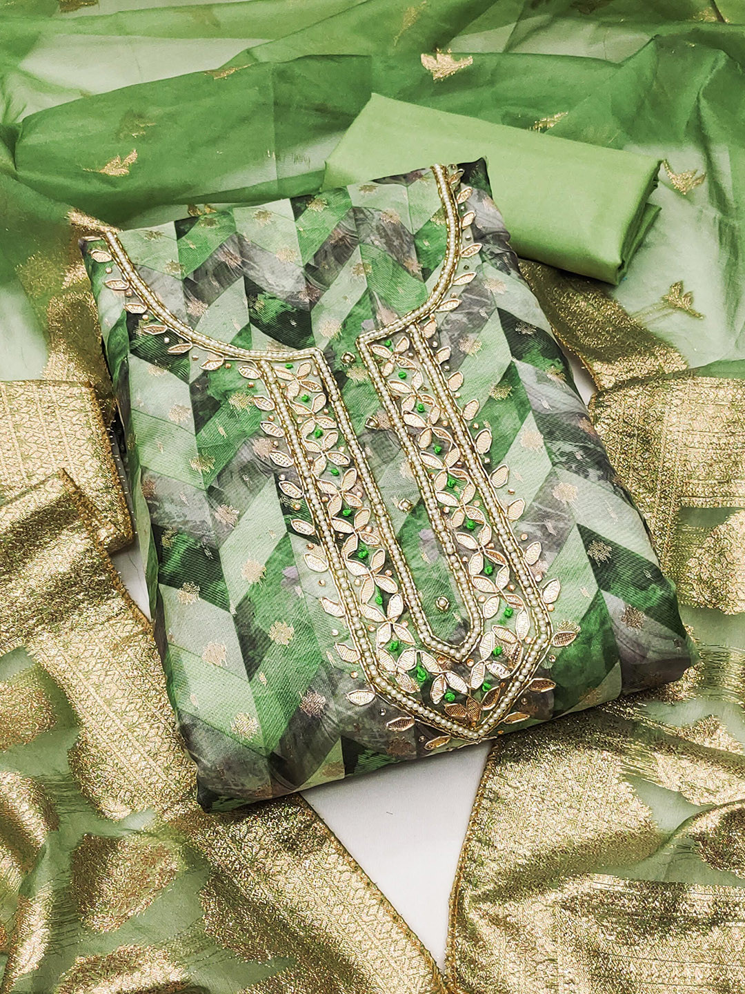 

SAINOOR Organza Semi-Stitched Dress Material, Green
