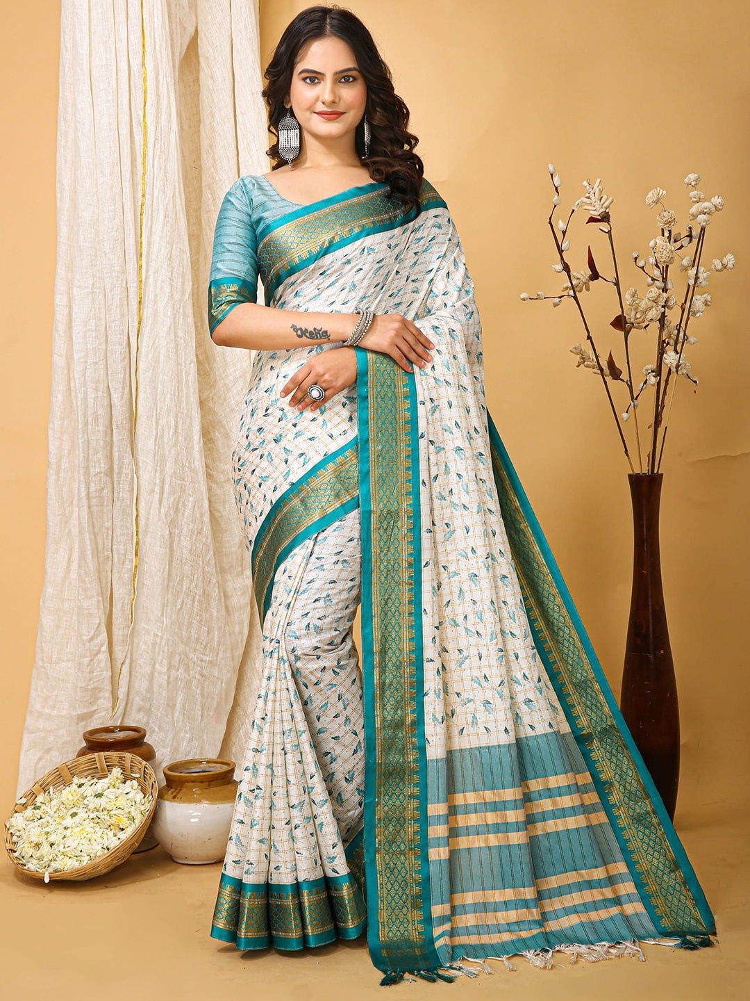 

V3 FASHION STUDIO Ethnic Motifs Zari Art Silk Banarasi Saree, Blue