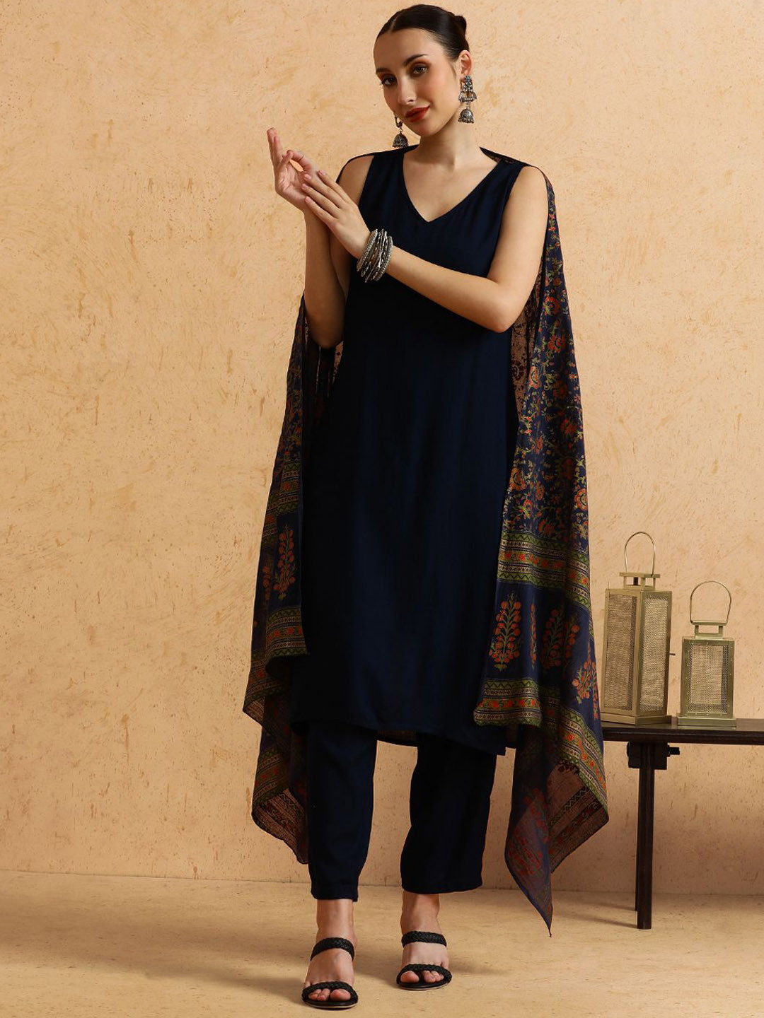 

STYLEBAAZI V-Neck Straight Kurta With Trousers And Dupatta, Navy blue