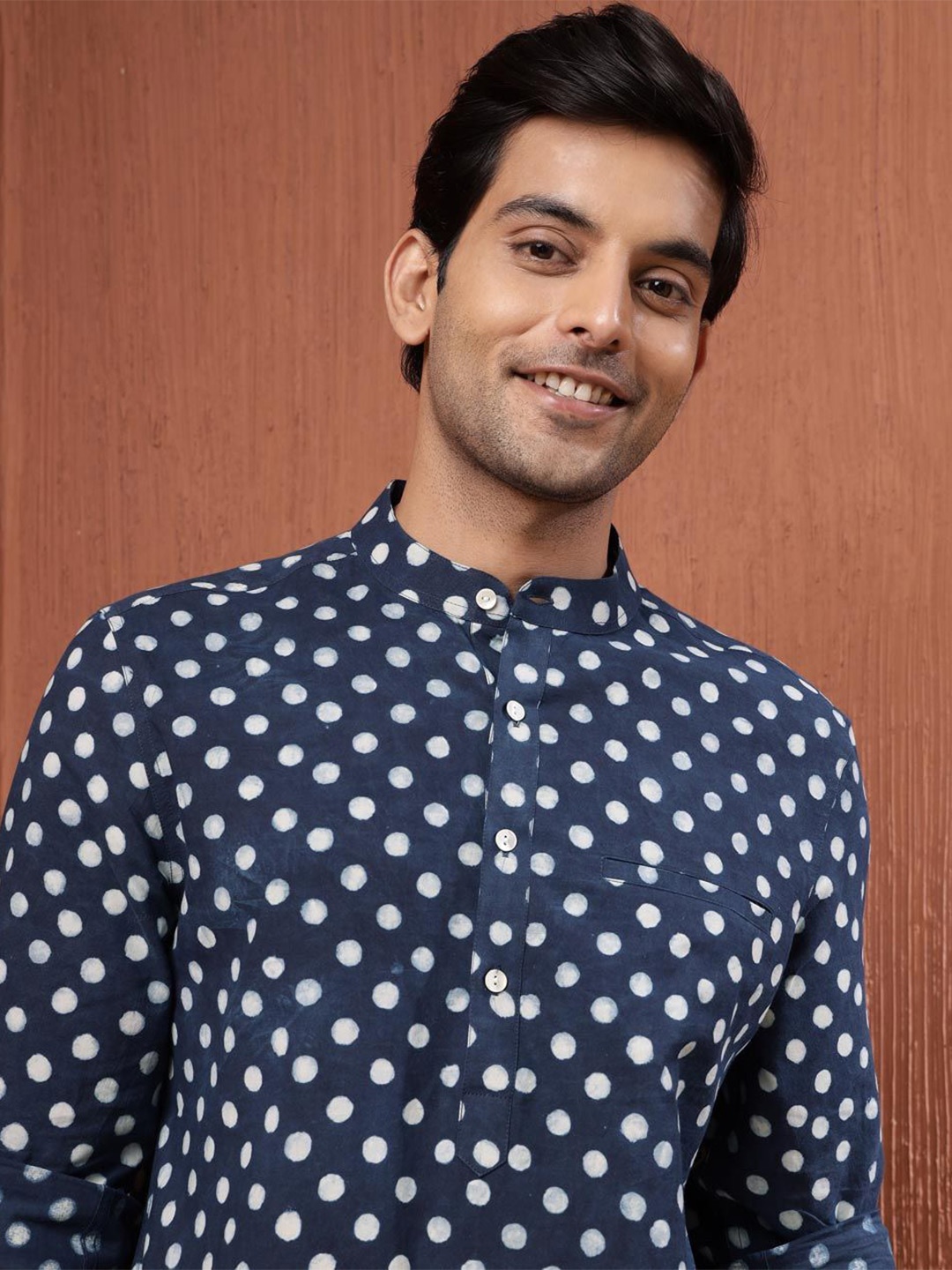 

Fabindia Men Slim Fit Polka Dot Opaque Printed Casual Shirt, Blue