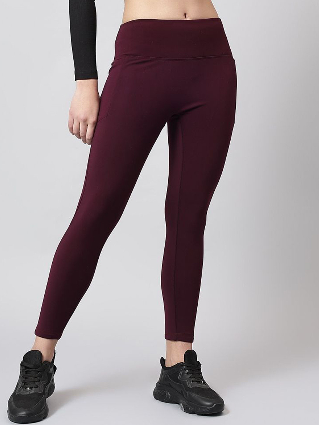 

RYZ Women Ankle-Length Sports Tights, Maroon