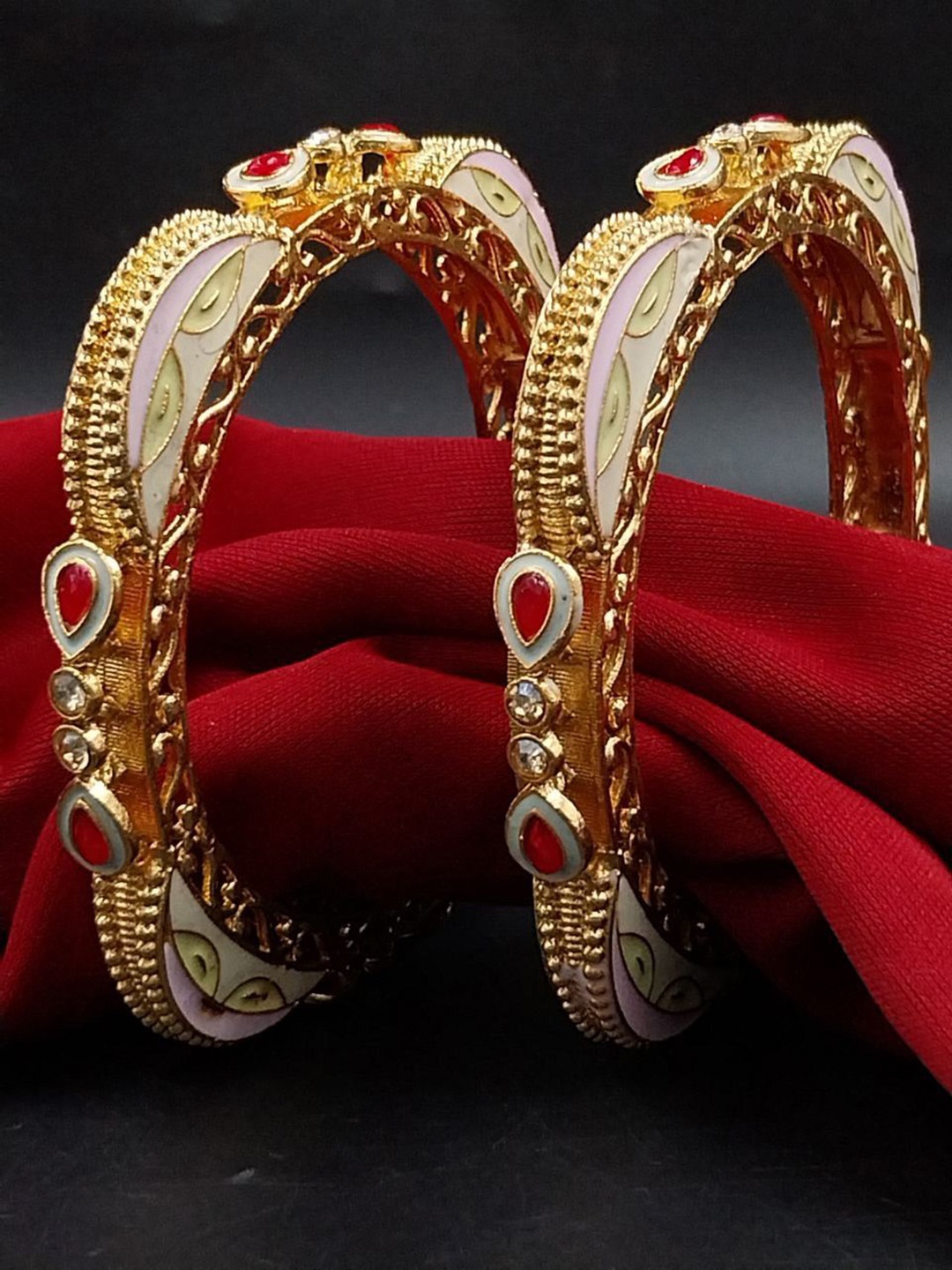 

AARNAA Set Of 2 Gold-Plated Kundan-Studded Bangles