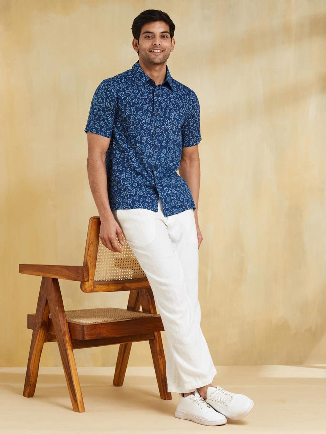 

Fabindia Men Opaque Printed Casual Shirt, Blue