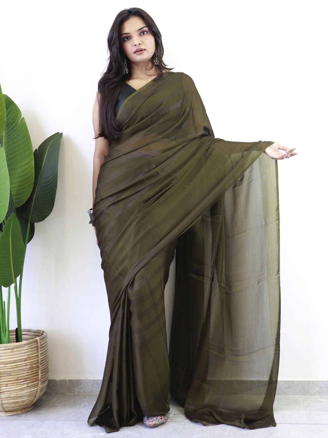 

Mitera Striped Poly Georgette Ready to Wear Saree, Olive