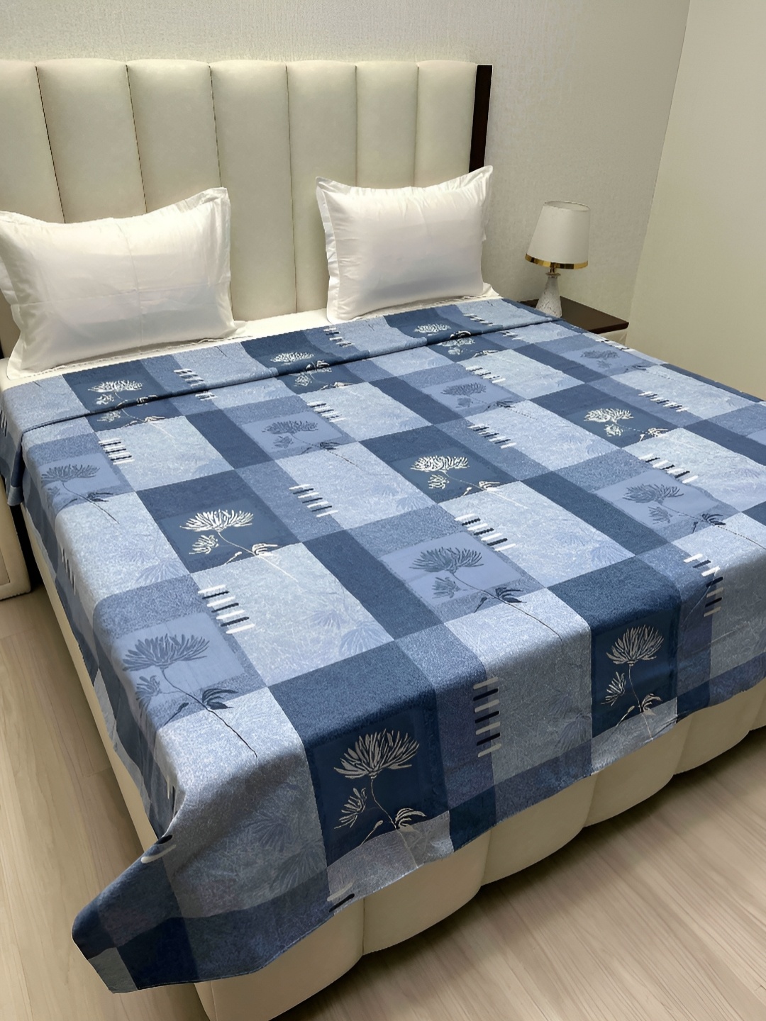 

Pure Decor Blue & White Printed Pure Cotton King Duvet Cover