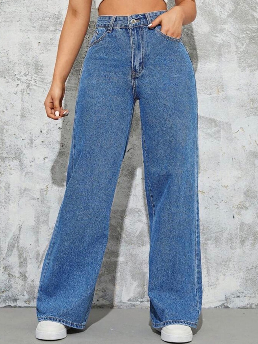 

DressBerry Women Comfort Straight Fit High-Rise Light Fade Acid Wash Stretchable Jeans, Blue