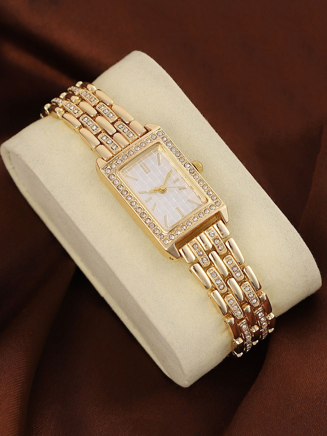 

HAUTE SAUCE by Campus Sutra Women's The Chrie Rectangular Watch SS25_HSWC1349, White