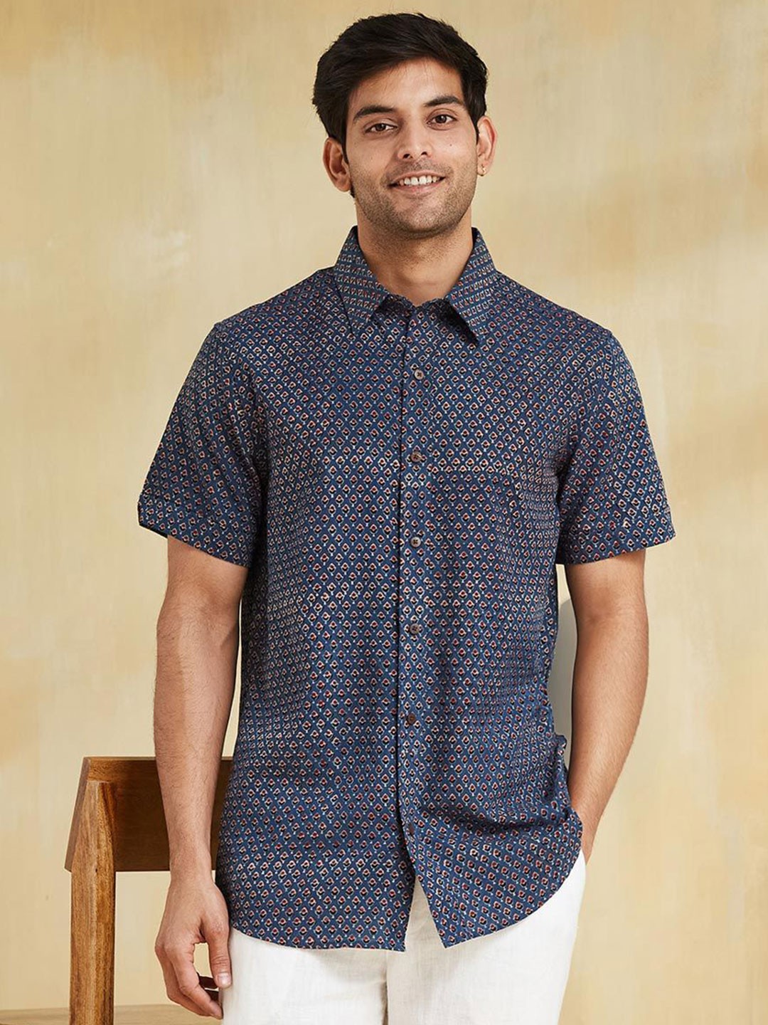 

Fabindia Men Opaque Printed Casual Shirt, Blue