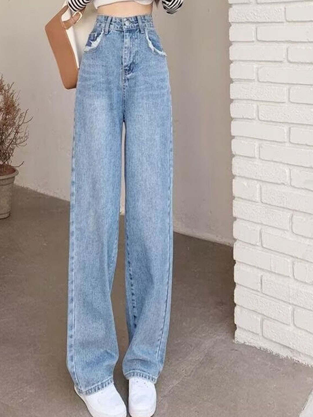 

StyleCast Women Highly Distressed Jeans, Blue