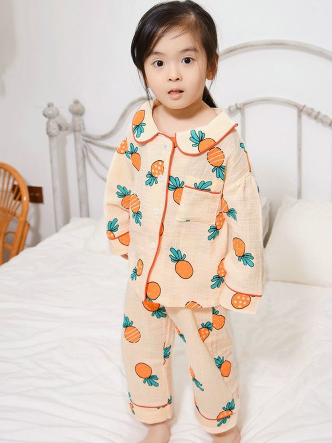 

LULU & SKY Girls Printed Night suit, Orange