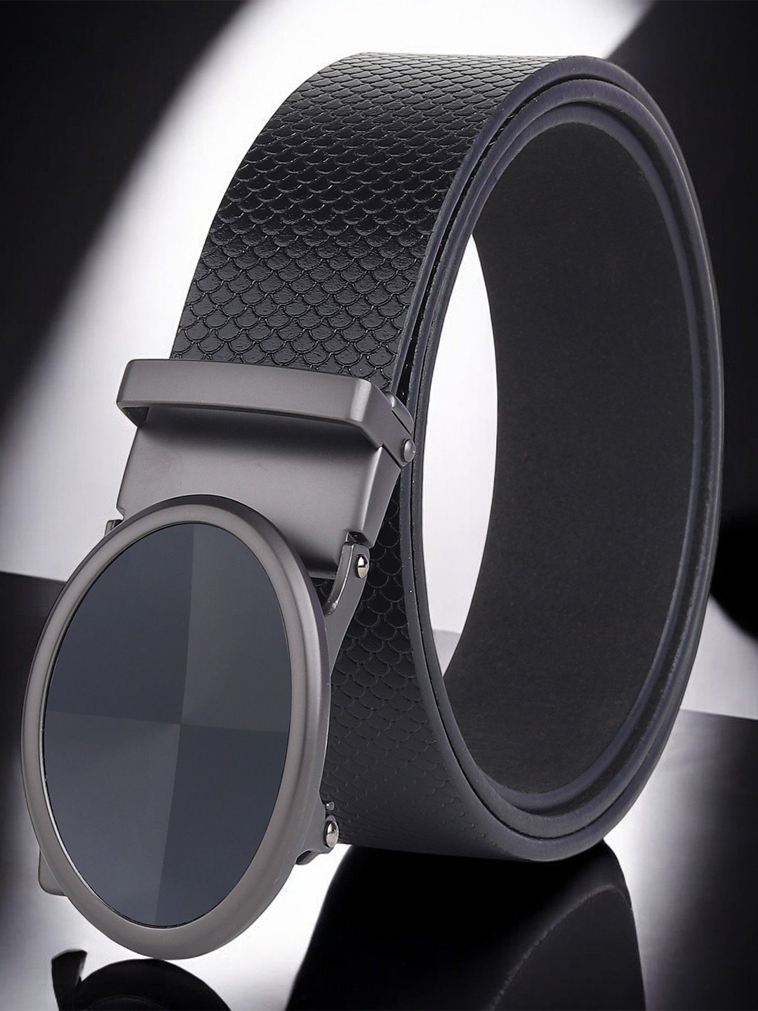 

Metronaut Men Textured Leather Formal Belt, Black