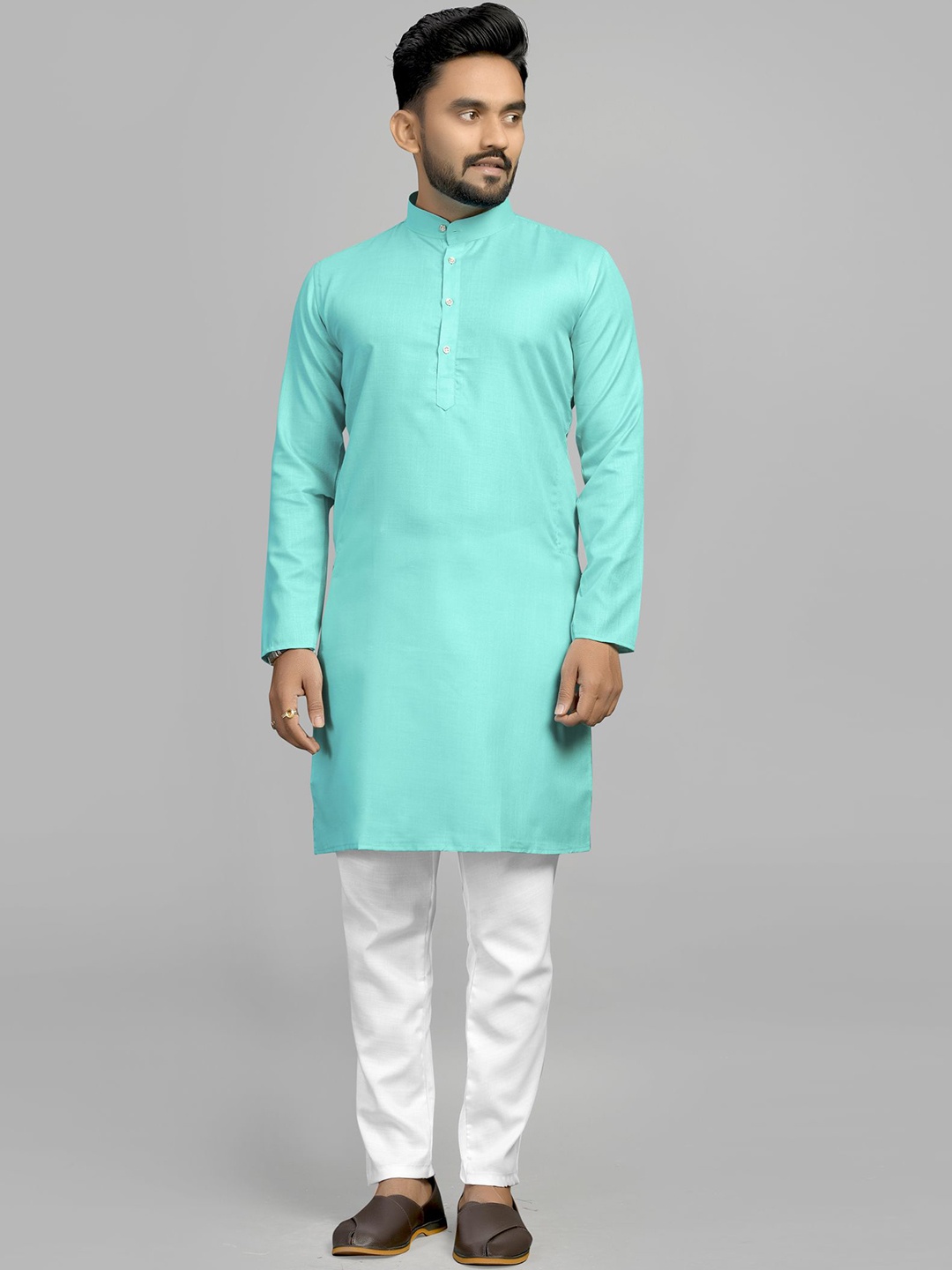 

Fashion FRICKS Band Collar Full Sleeves Straight Kurta, Green