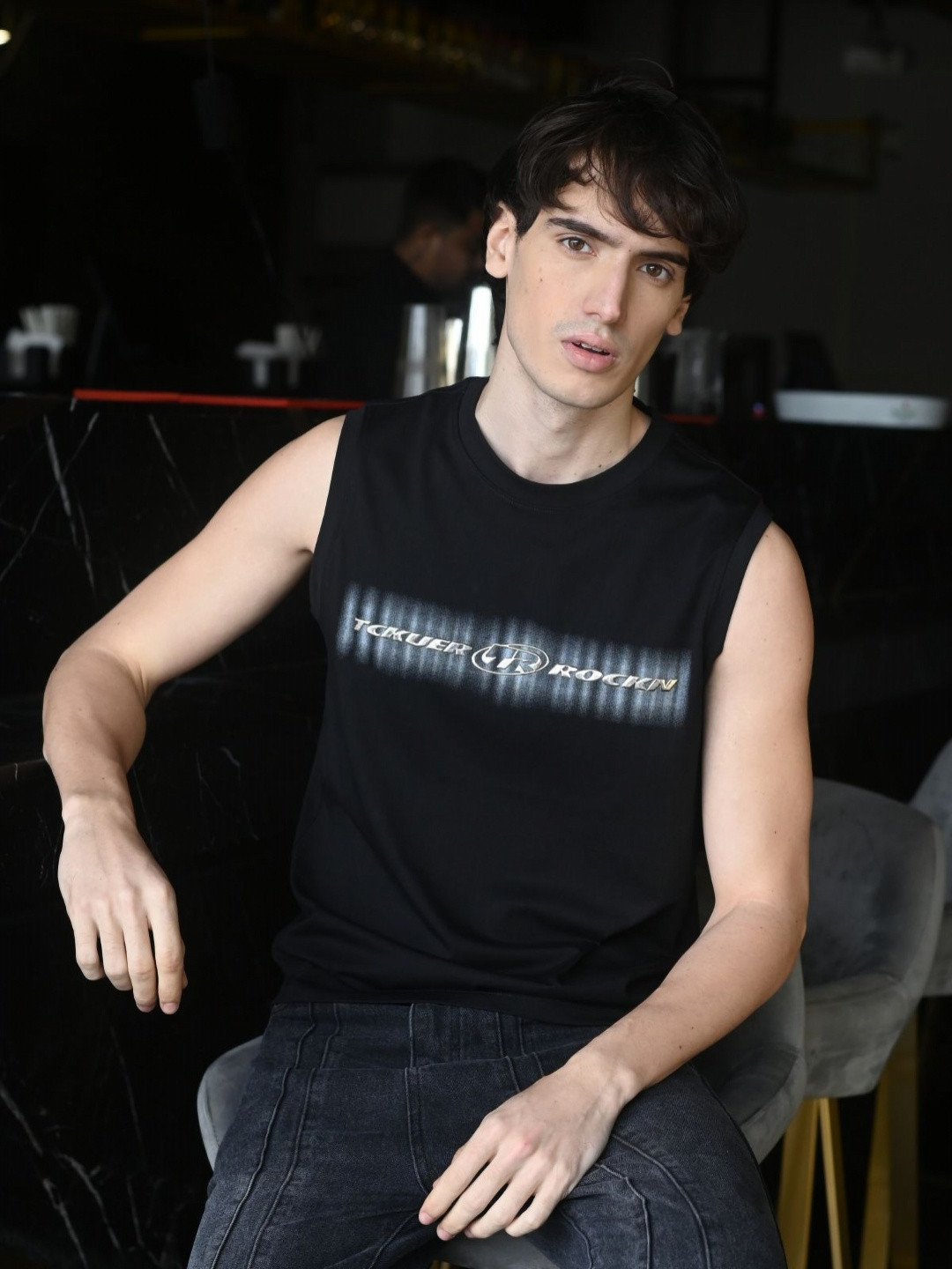 

ODETTE Men V-Neck Pockets T-shirt, Black