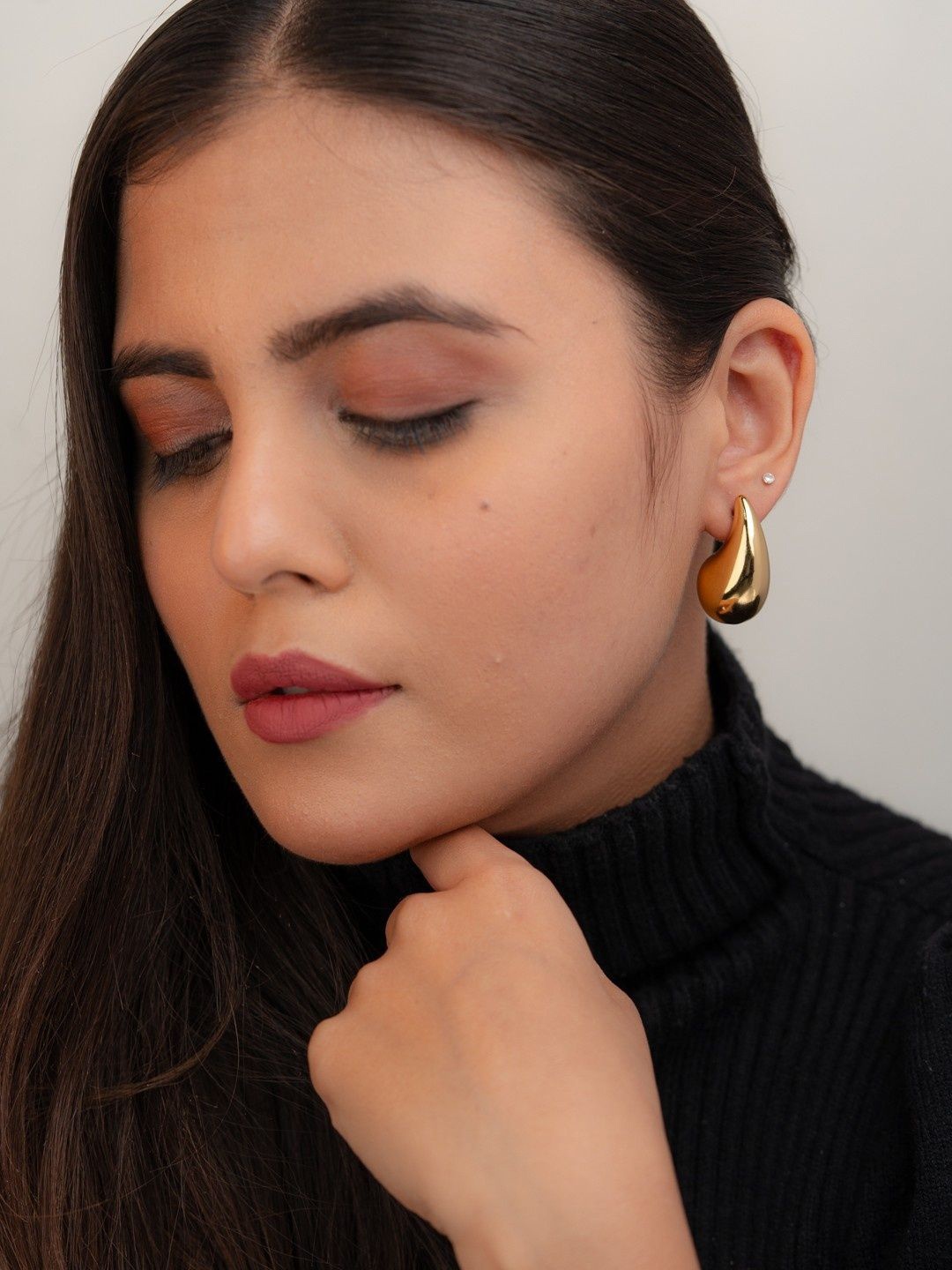 

Zeraki Jewels Stainless Steel Teardrop Shaped Drop Earrings, Gold