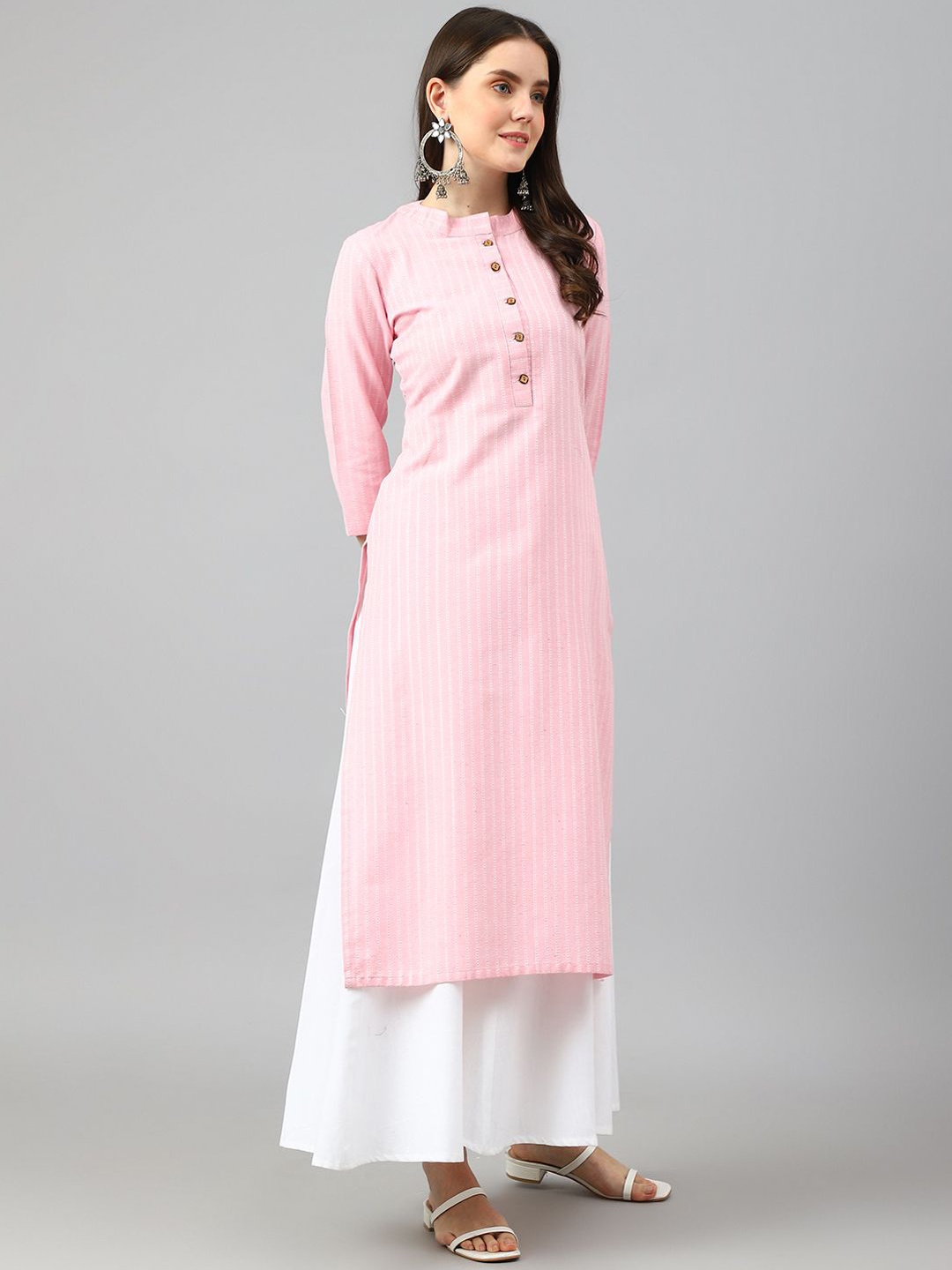 

DIVASTRI Striped Mandarin Collar Straight Kurta, Pink