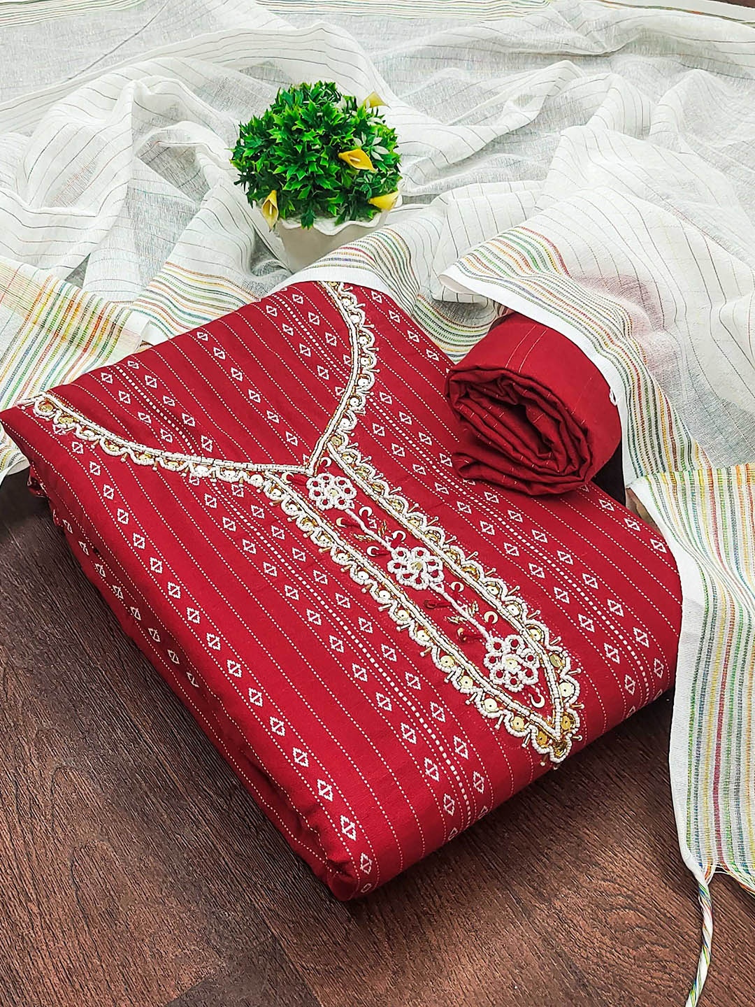 

SAINOOR Geometric Printed Beads And Stones Unstitched Dress Material, Red