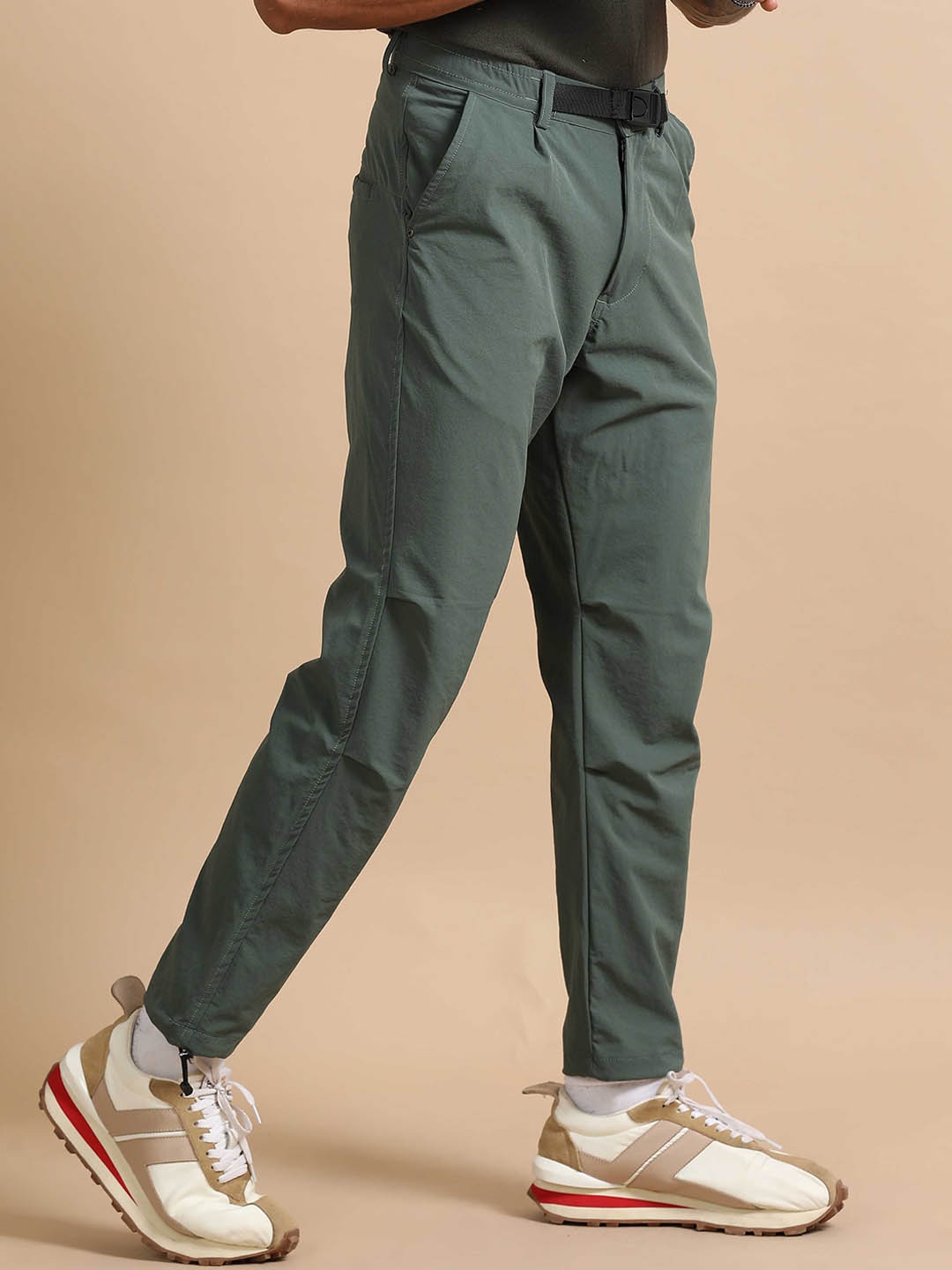 

Italian Colony Men Tailored Tapered Fit Chinos ModernFlex Joggers, Green