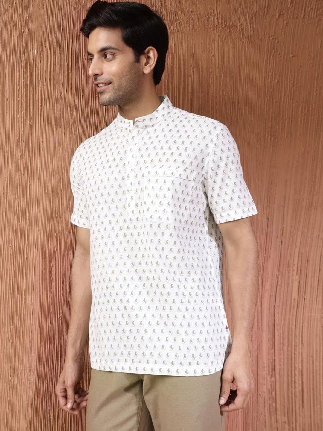 

Fabindia Men Opaque Printed Casual Shirt, White