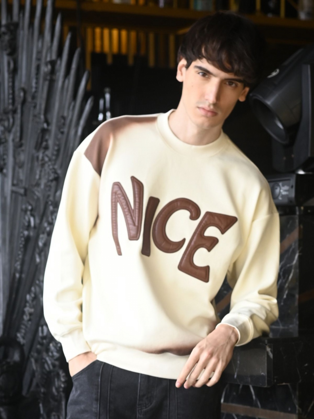 

ODETTE Men Typography Woollen Pockets T-shirt, Off white