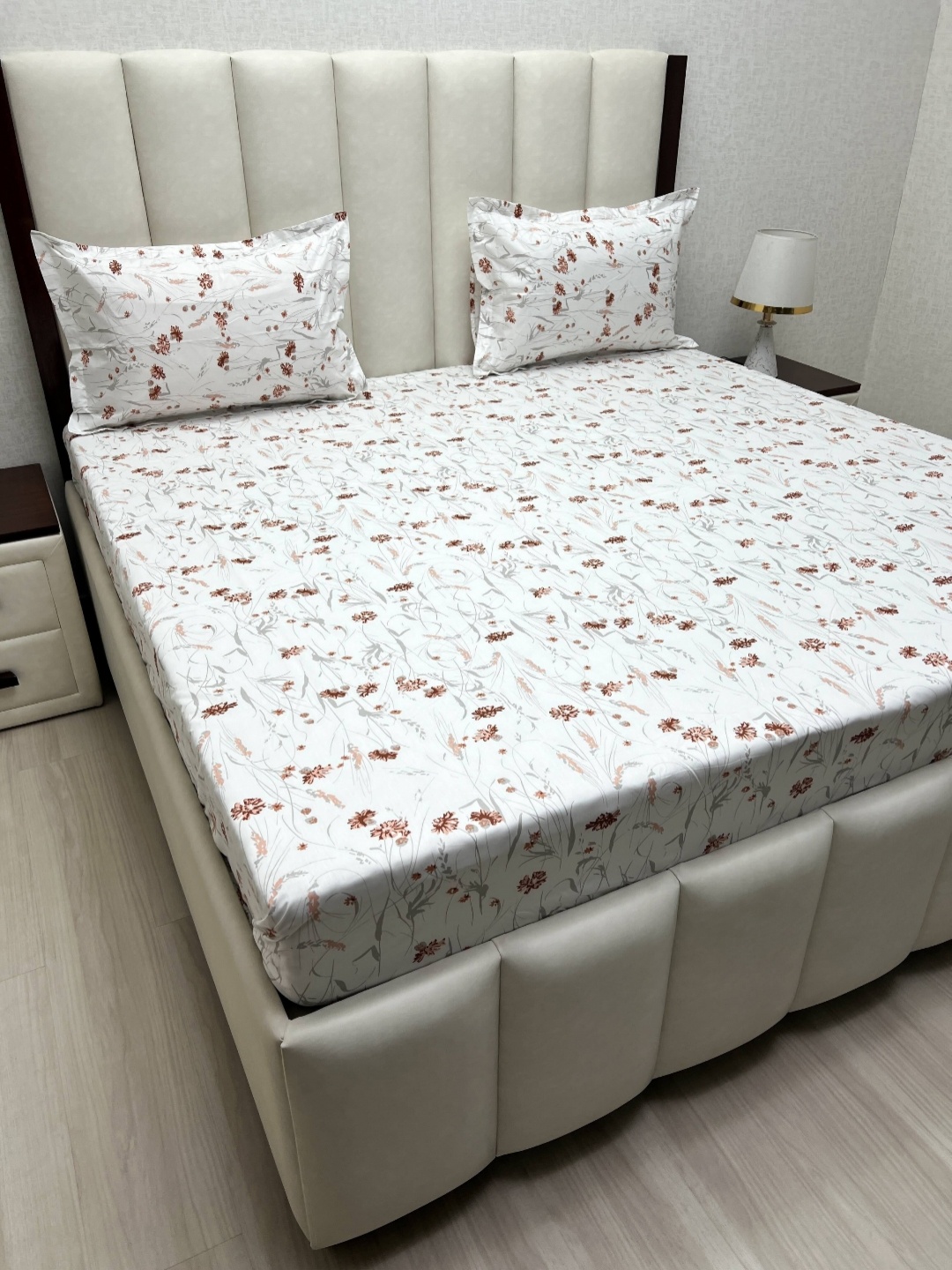 

Pure Decor White & Brown Floral Printed 600 TC Cotton King Bedsheet Set 2.74 m x 2.74 m