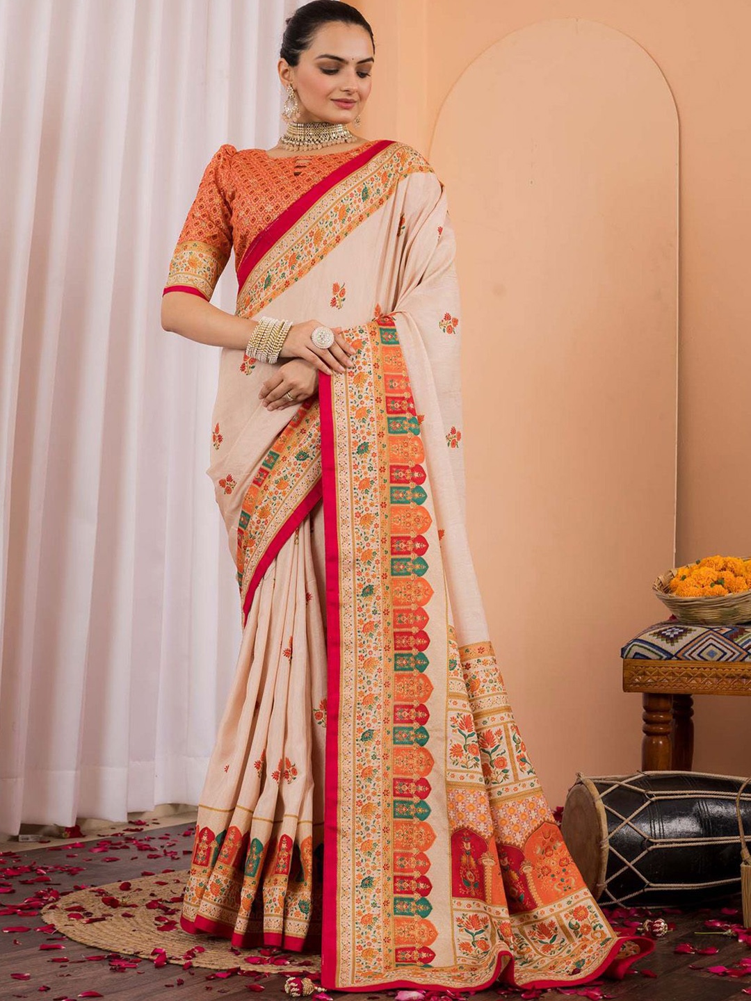 

Anouk Ethnic Motifs Silk Blend Saree, Cream