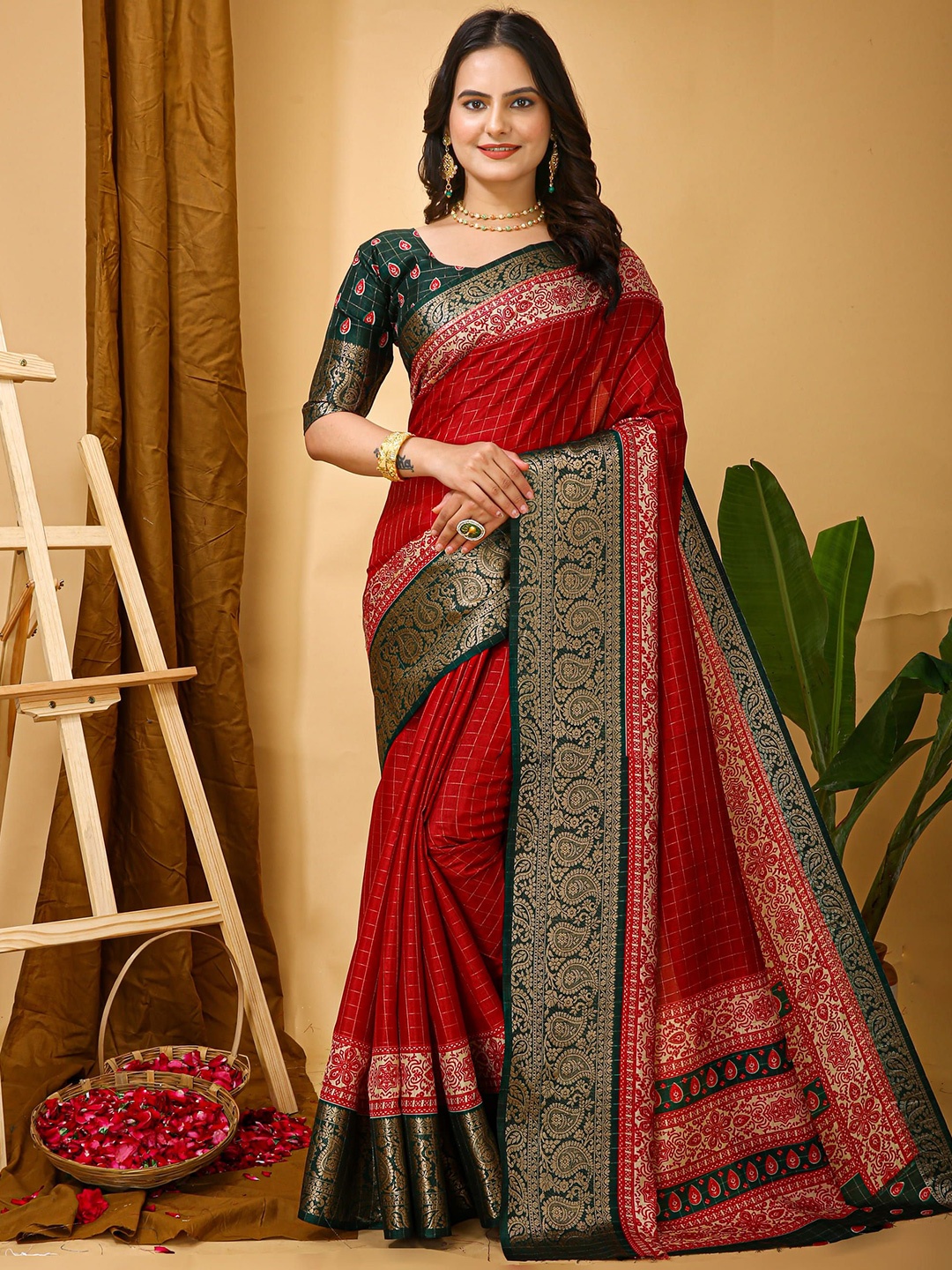 

V3 FASHION STUDIO Zari Art Silk Banarasi Saree, Red