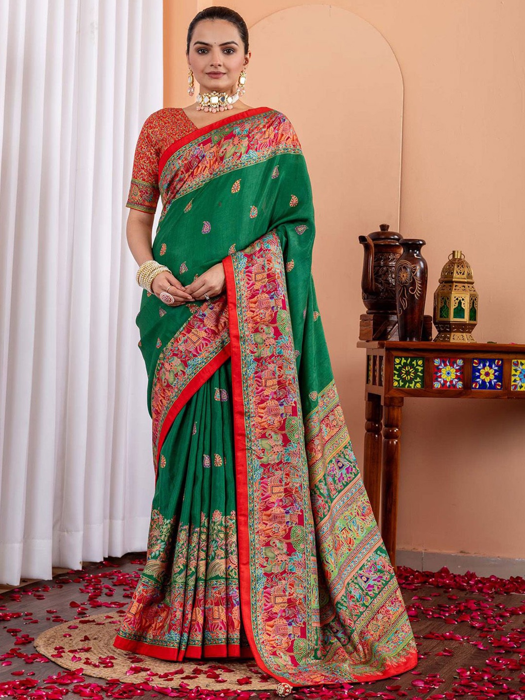 

Anouk Ethnic Motifs Silk Blend Saree, Green