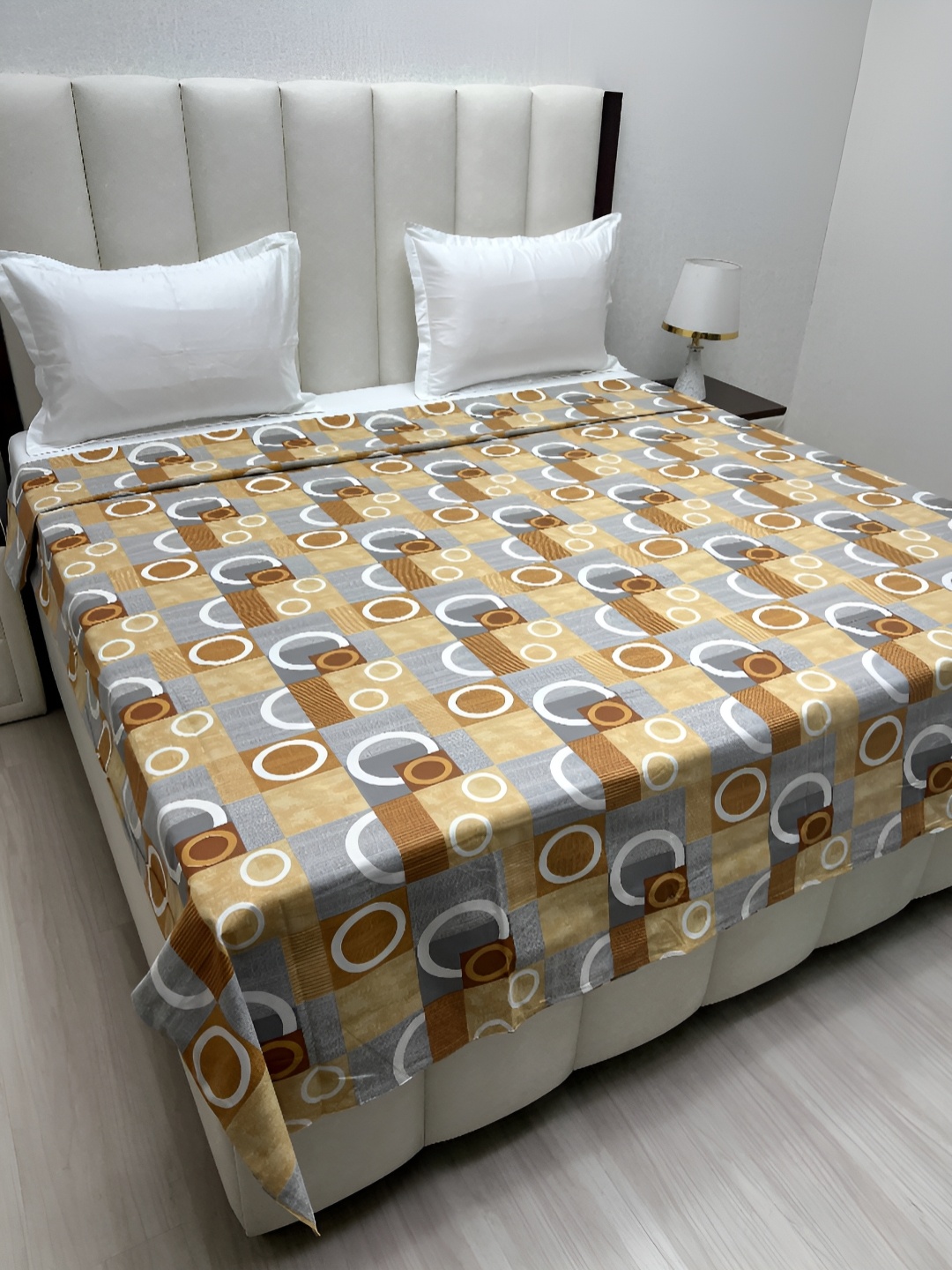 

Pure Decor Brown & Grey Printed Pure Cotton 260 TC King Size 2.2 m x 2.4 m