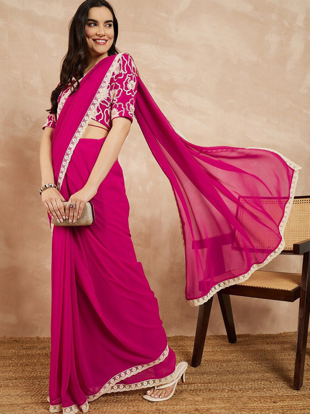 

Fashion FRICKS Embroidered Poly Georgette Saree, Pink
