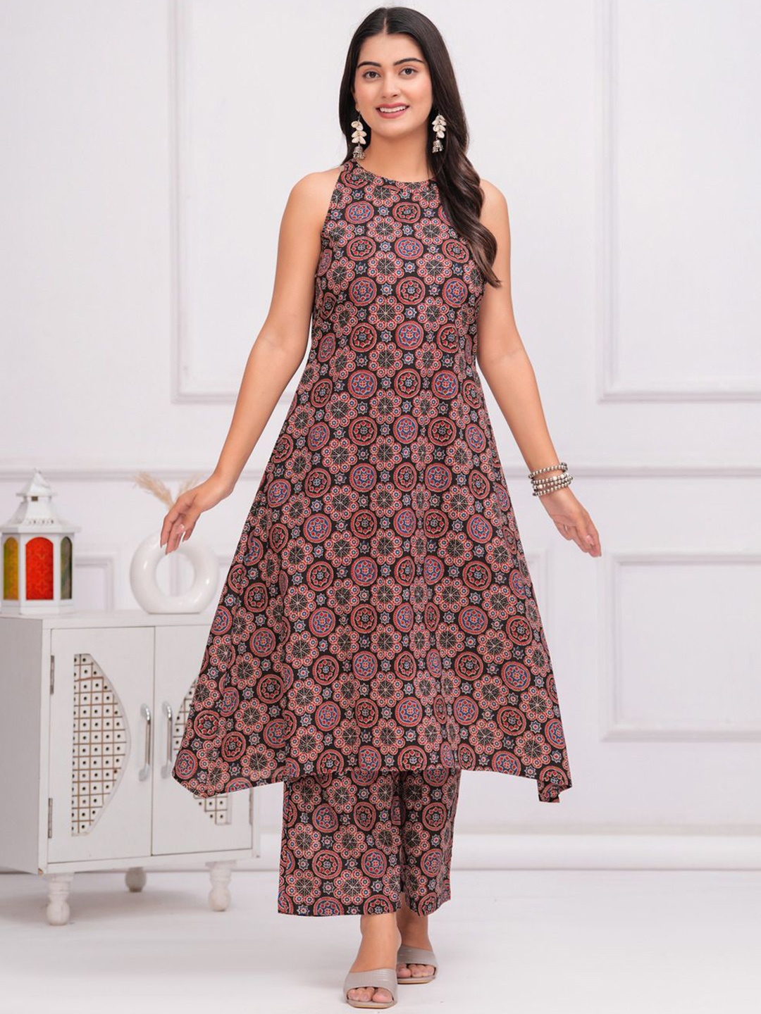 

Vivika Floral Printed Pure Cotton Tunic & Palazzo, Black