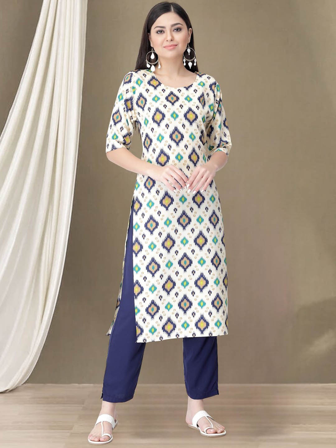 

Moda Rapido Geometric Printed Round Neck Straight Kurta With Trousers, Off white