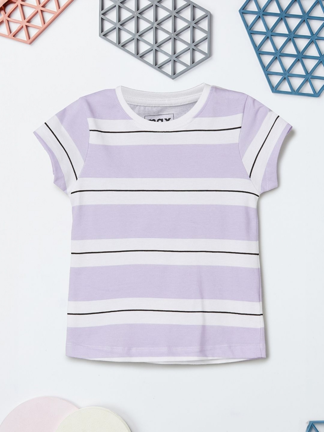 

max Girls Striped V-Neck Applique T-shirt, White