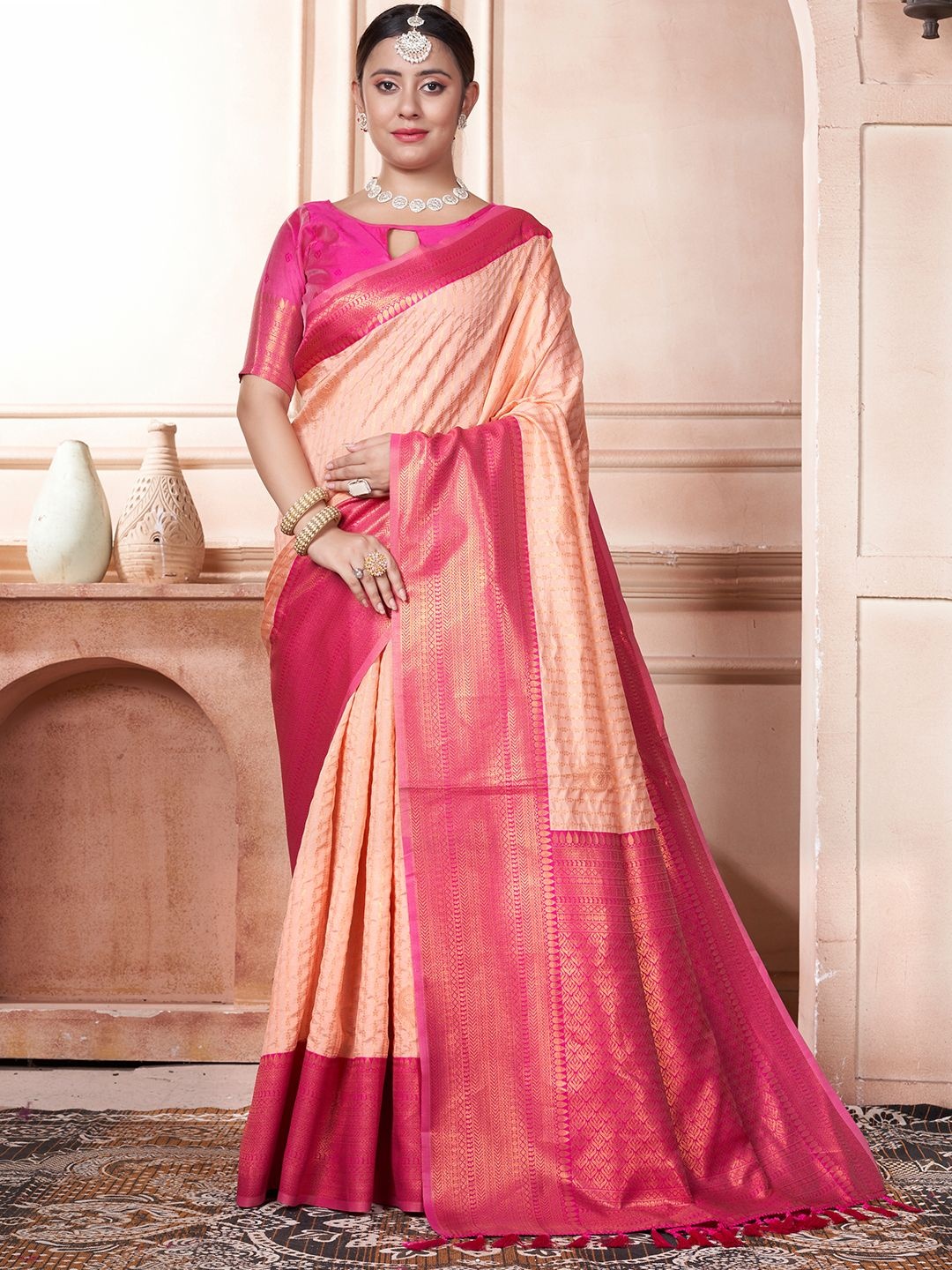

DIVASTRI Woven Design Zari Silk Blend Kanjeevaram Saree, Peach