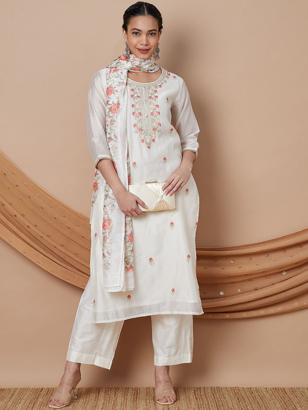 

Melange by Lifestyle Floral Embroidered Sequinned Straight Kurta with Trousers & Dupatta, Off white