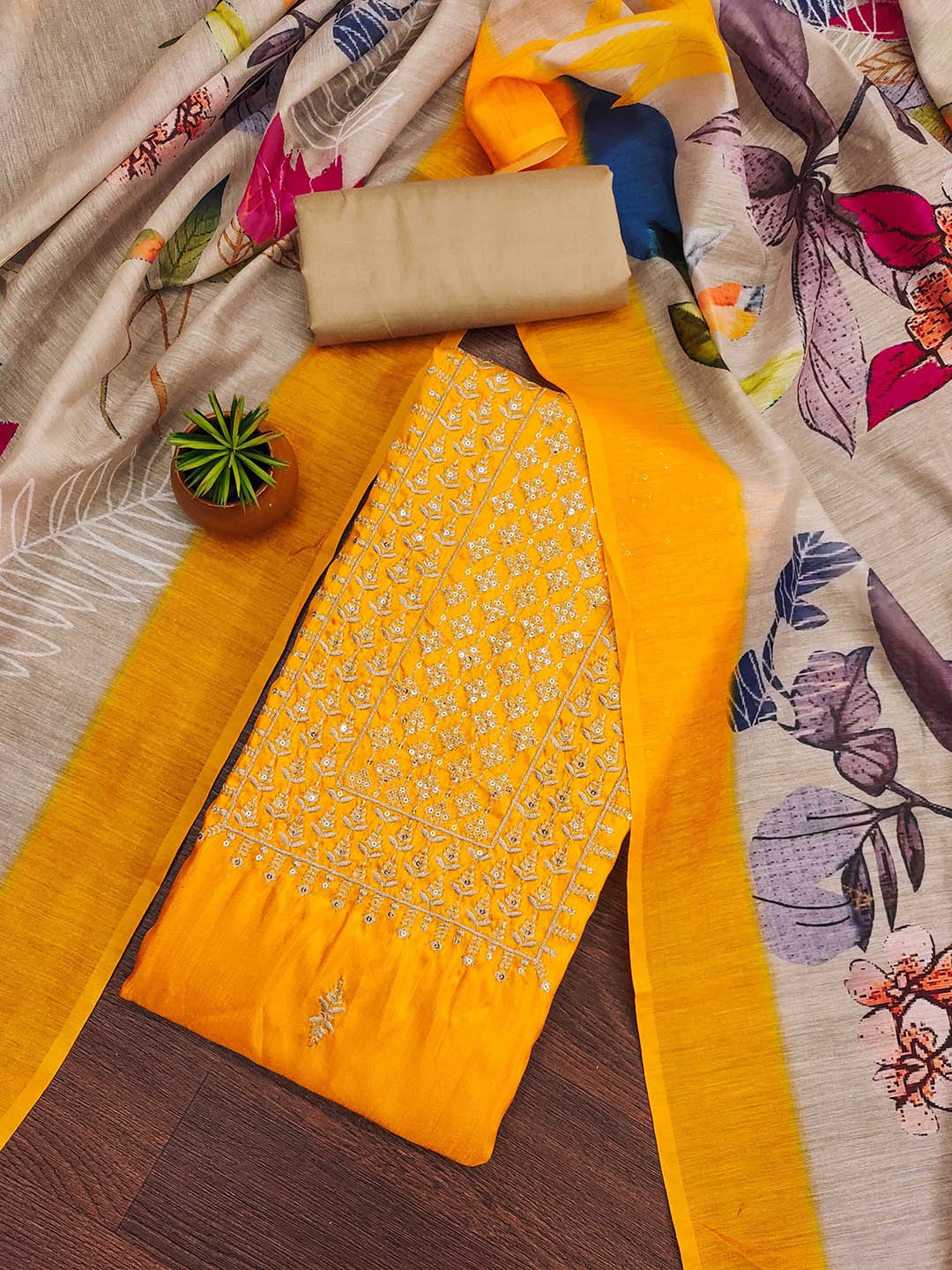 

SAINOOR Floral Zari Embroidered Semi-Stitched Dress Material, Yellow