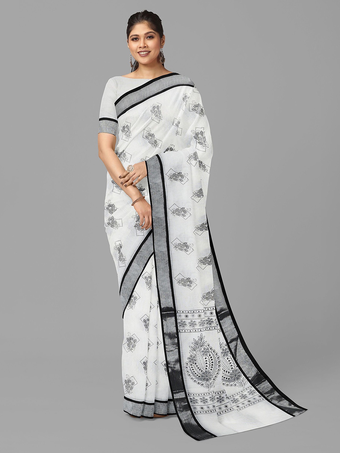 

The Chennai Silks Floral Zari Linen Blend Bhagalpuri Saree, Off white