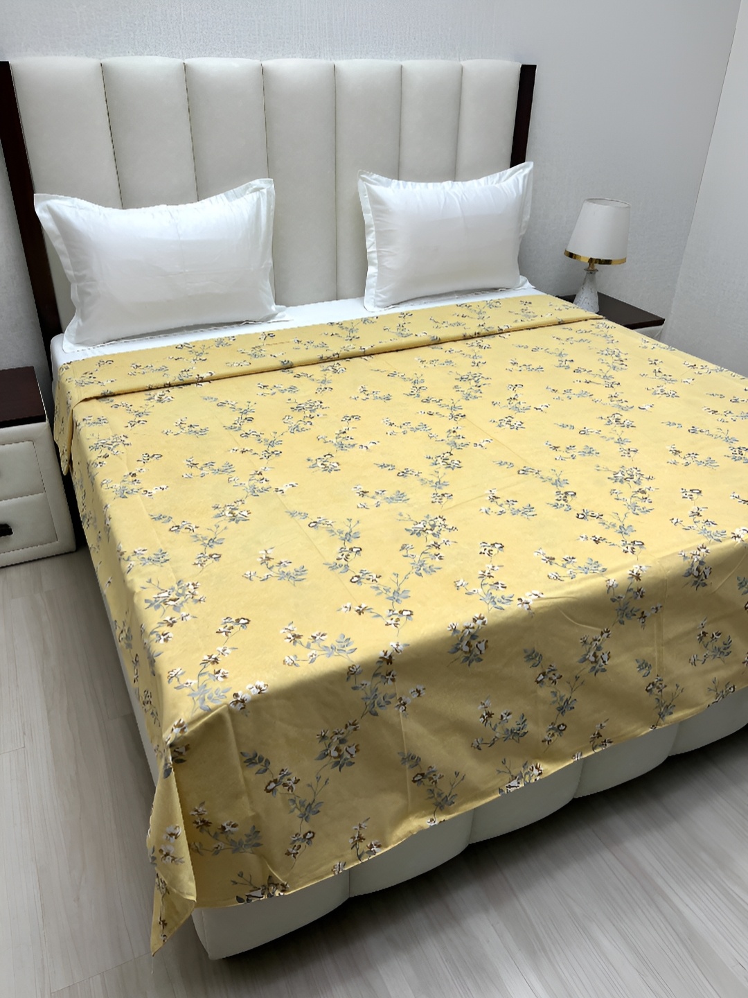 

Pure Decor Yellow & Grey Printed Pure Cotton 260 TC King Size Duvet Cover