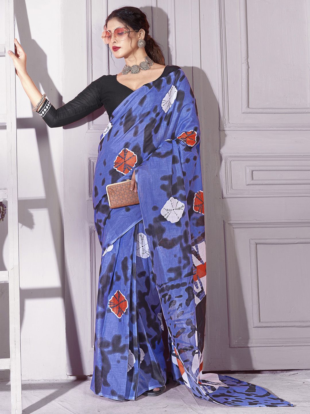 

Mitera Ethnic Motifs Bagh Saree, Blue