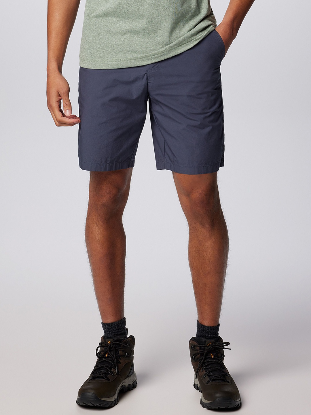 

Columbia Men Regular Fit Mid-Rise Shorts, Navy blue