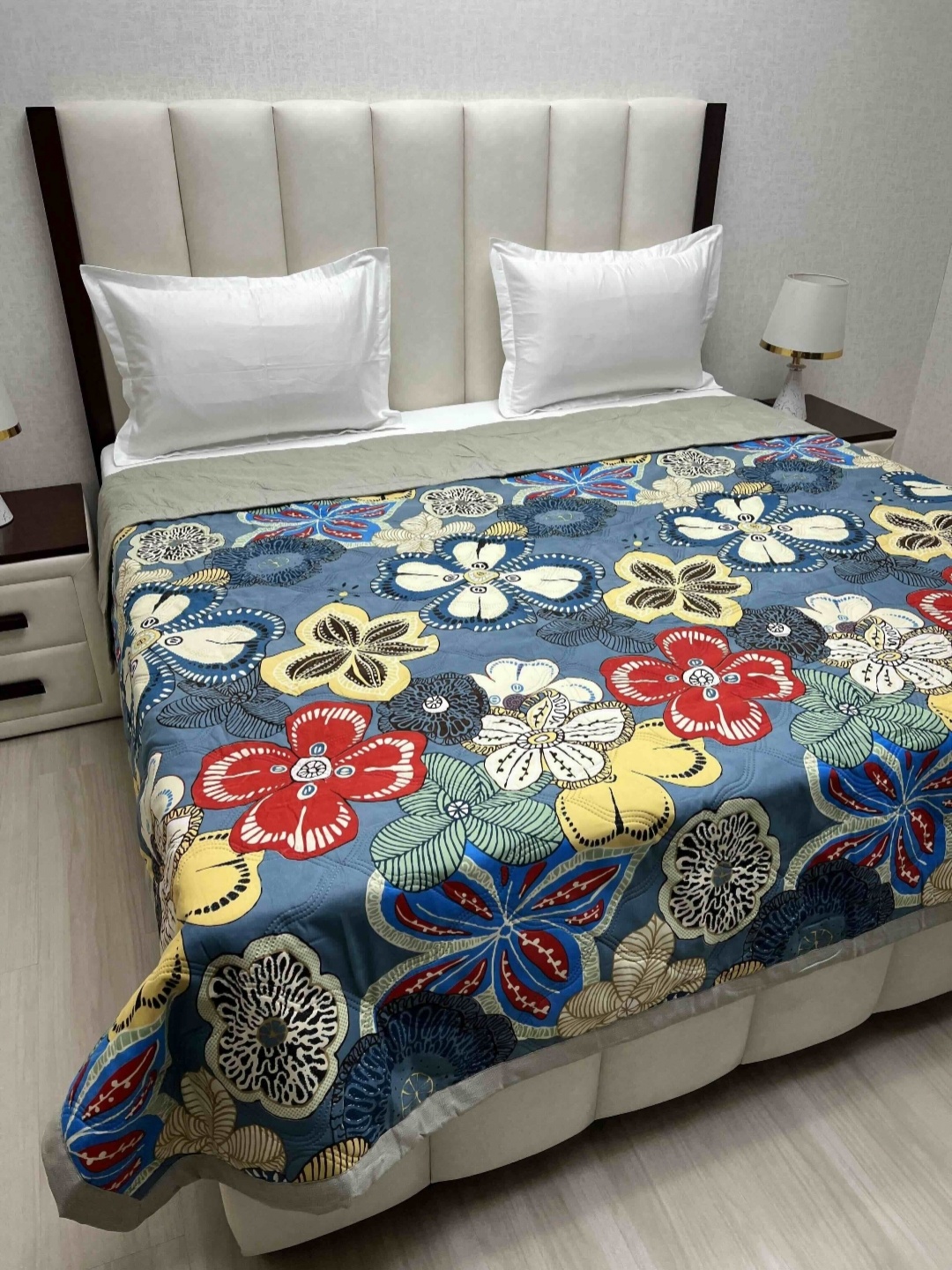 

Pure Decor Blue & Yellow Floral Microfiber AC Room Double Bed Comforter