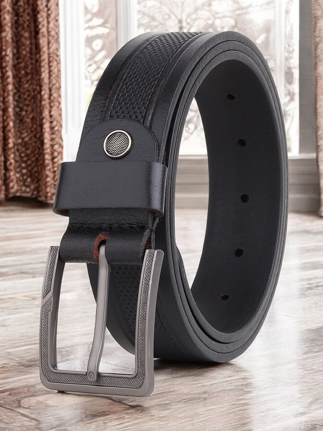

Metronaut Men Textured Leather Formal Belt, Black