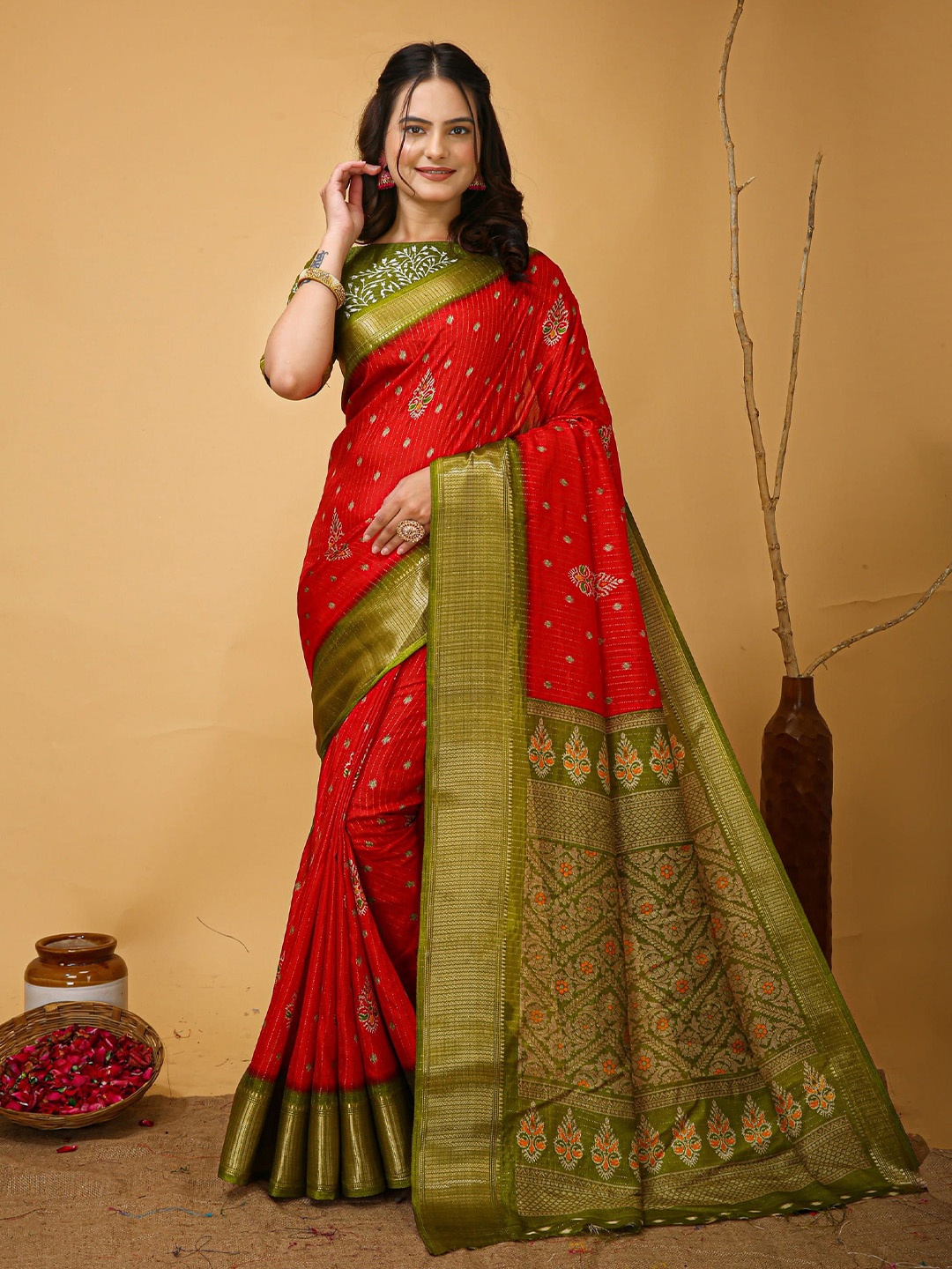 

V3 FASHION STUDIO Ethnic Motifs Zari Art Silk Saree, Red
