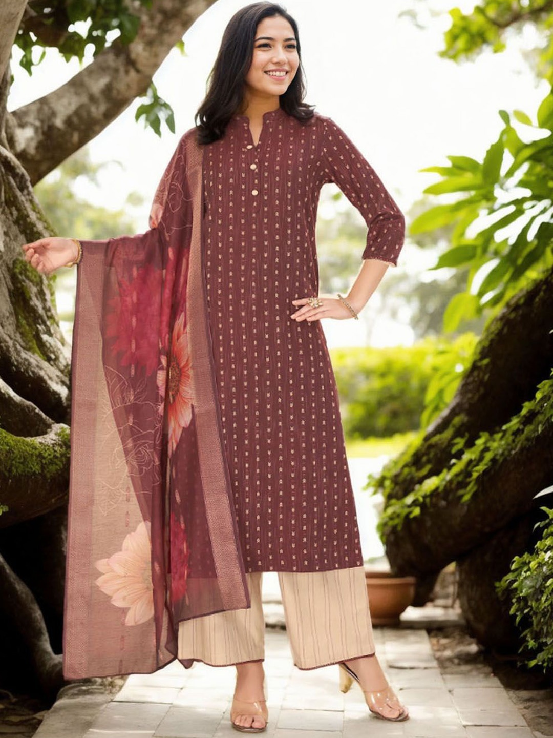 

Anouk Woven Design Mandarin Collar Straight Kurta With Palazzos & Dupatta, Burgundy