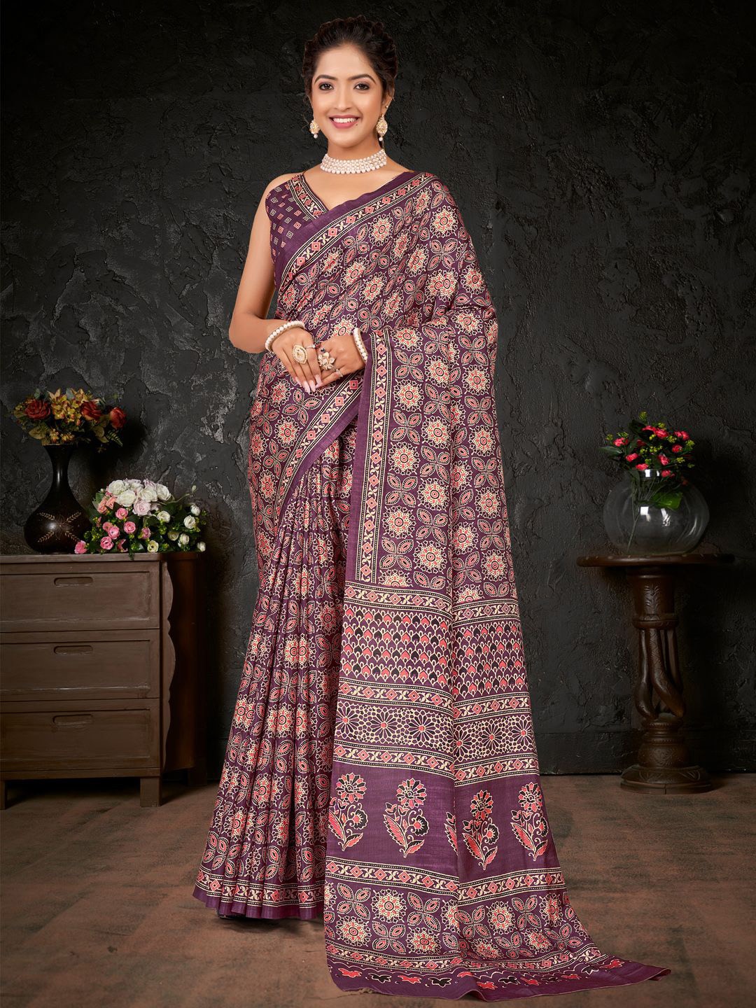 

Mitera Ajrak Block Block Print Saree, Magenta