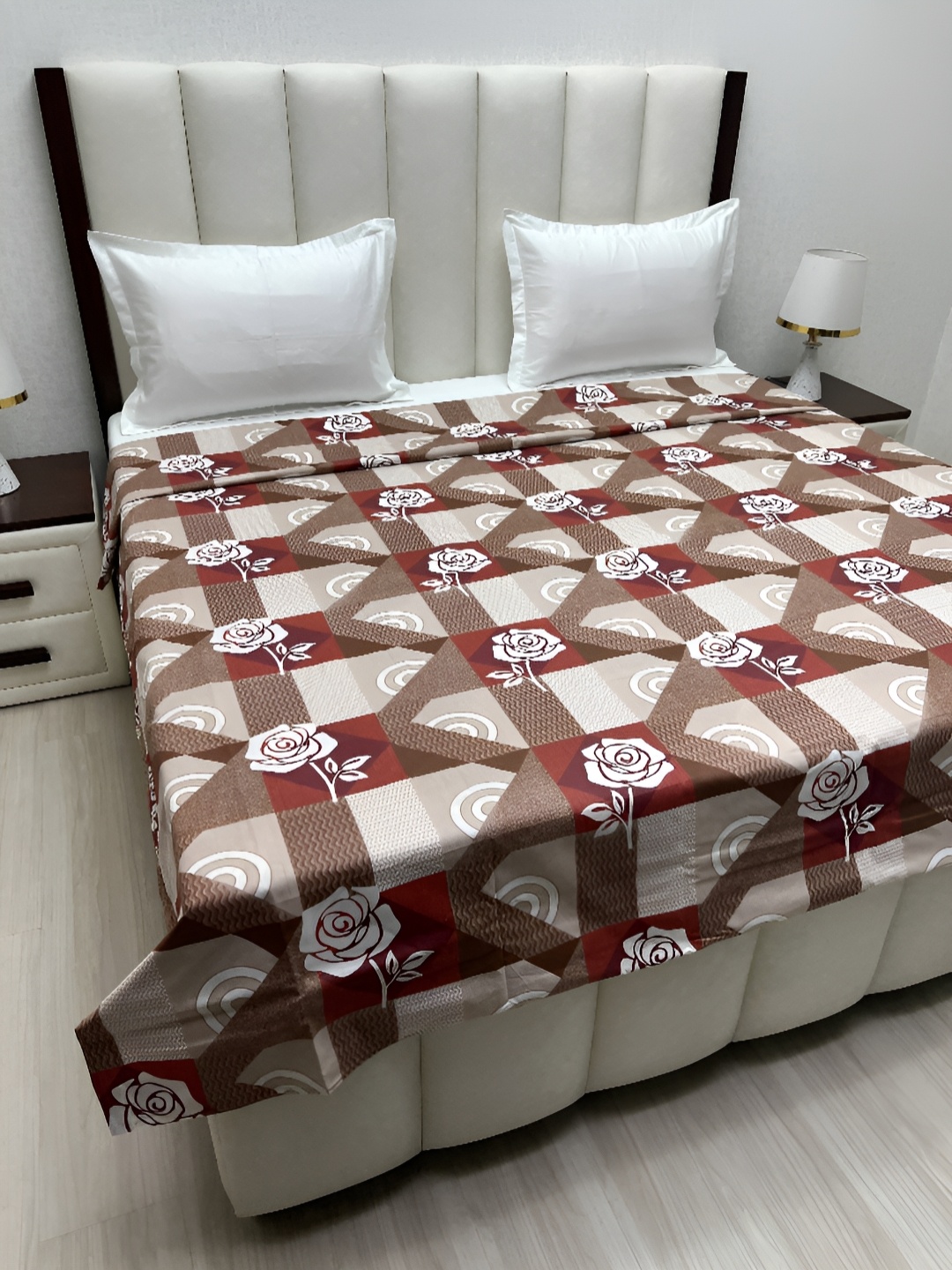 

Pure Decor Brown & White Printed Pure Cotton 260 TC King Size Duvet Cover