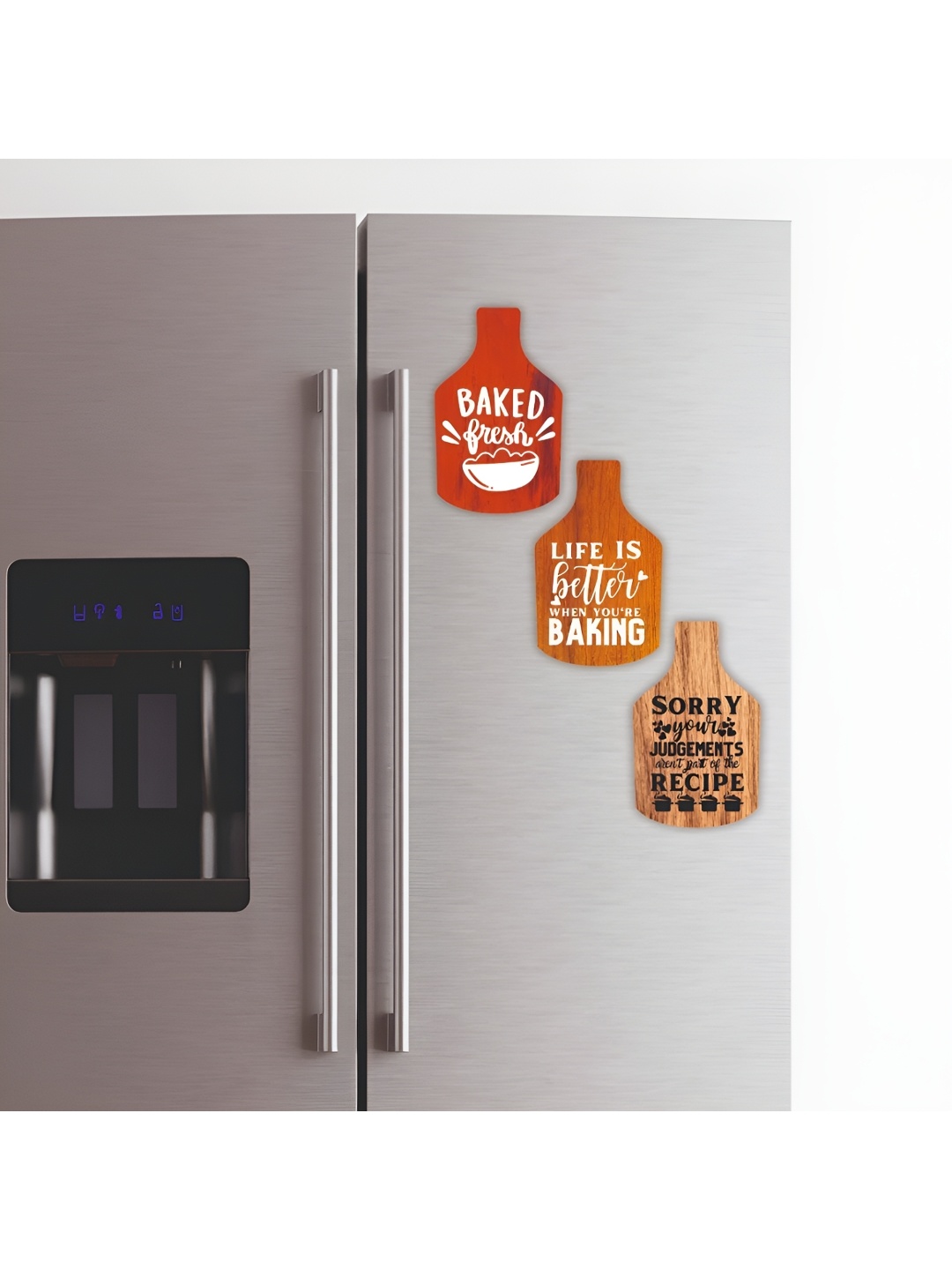 

CVANU 9-Pcs Brown & Red Printed Wooden Magnetic Sticker
