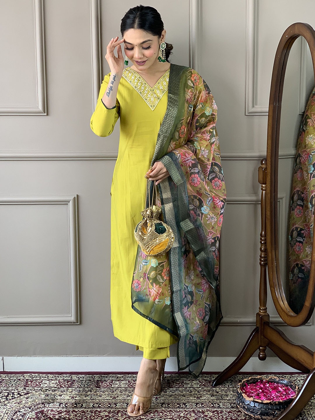 

Anouk Women Floral Embroidered Regular Chanderi Silk Kurti with Trousers & With Dupatta, Lime green