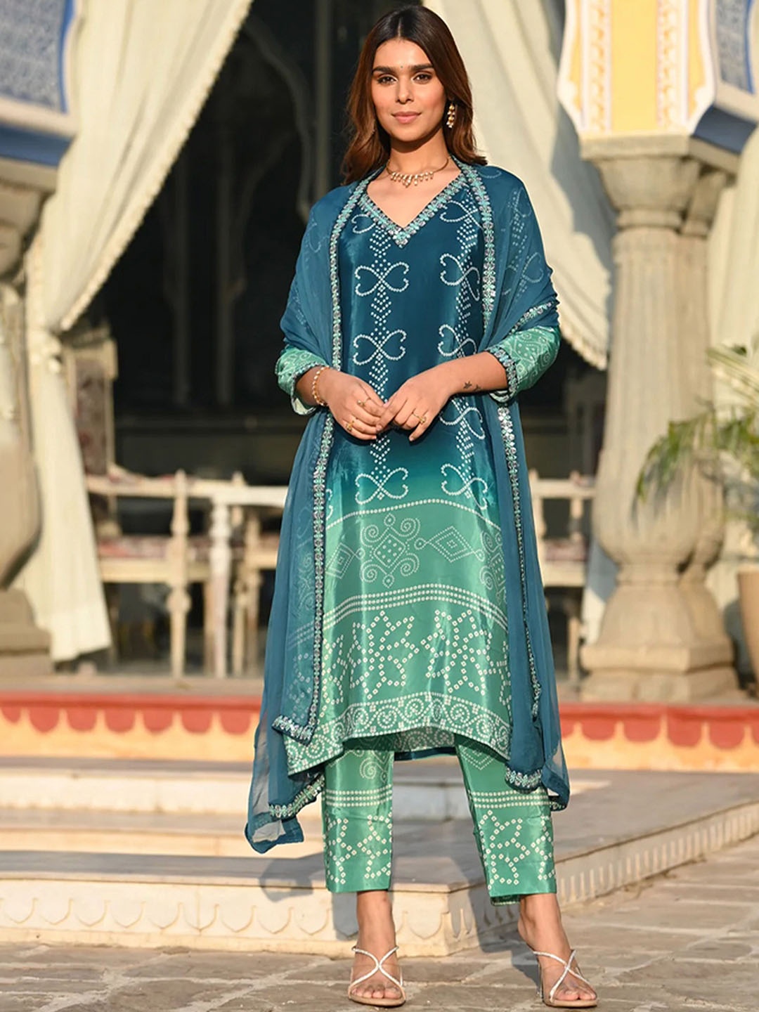 

Divyadham Textile Bandhani Embroidered A-Line Kurta with Pyjamas & With Dupatta, Blue