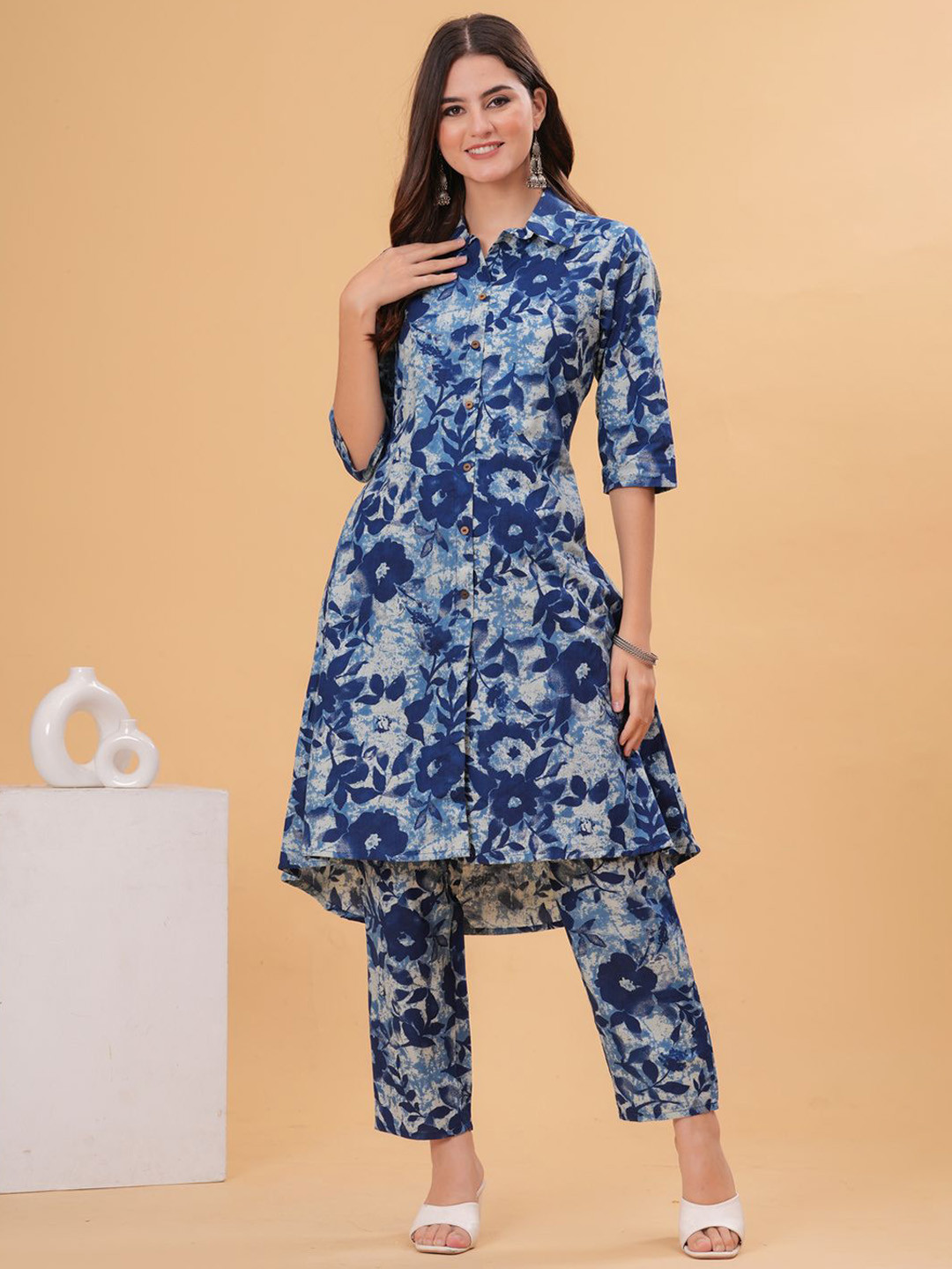 

ROOPWATI FASHION Floral Printed Shirt Collar Pure Cotton Tunic With Trousers, White