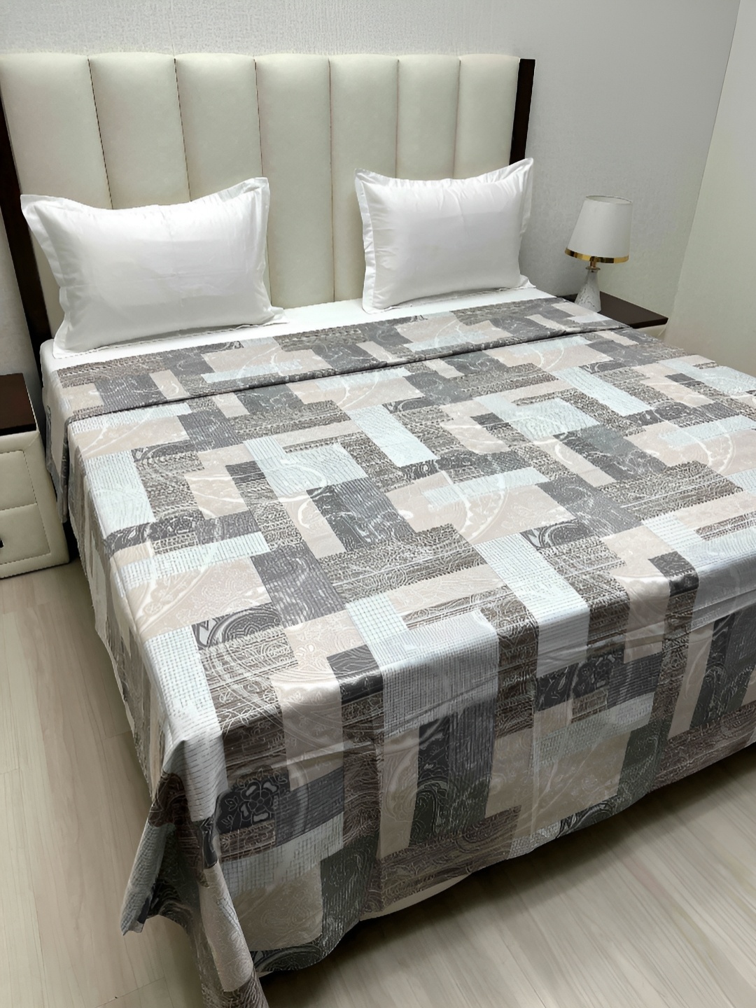 

Pure Decor Blue & Brown Printed Pure Cotton 260 TC King Size Duvet Cover